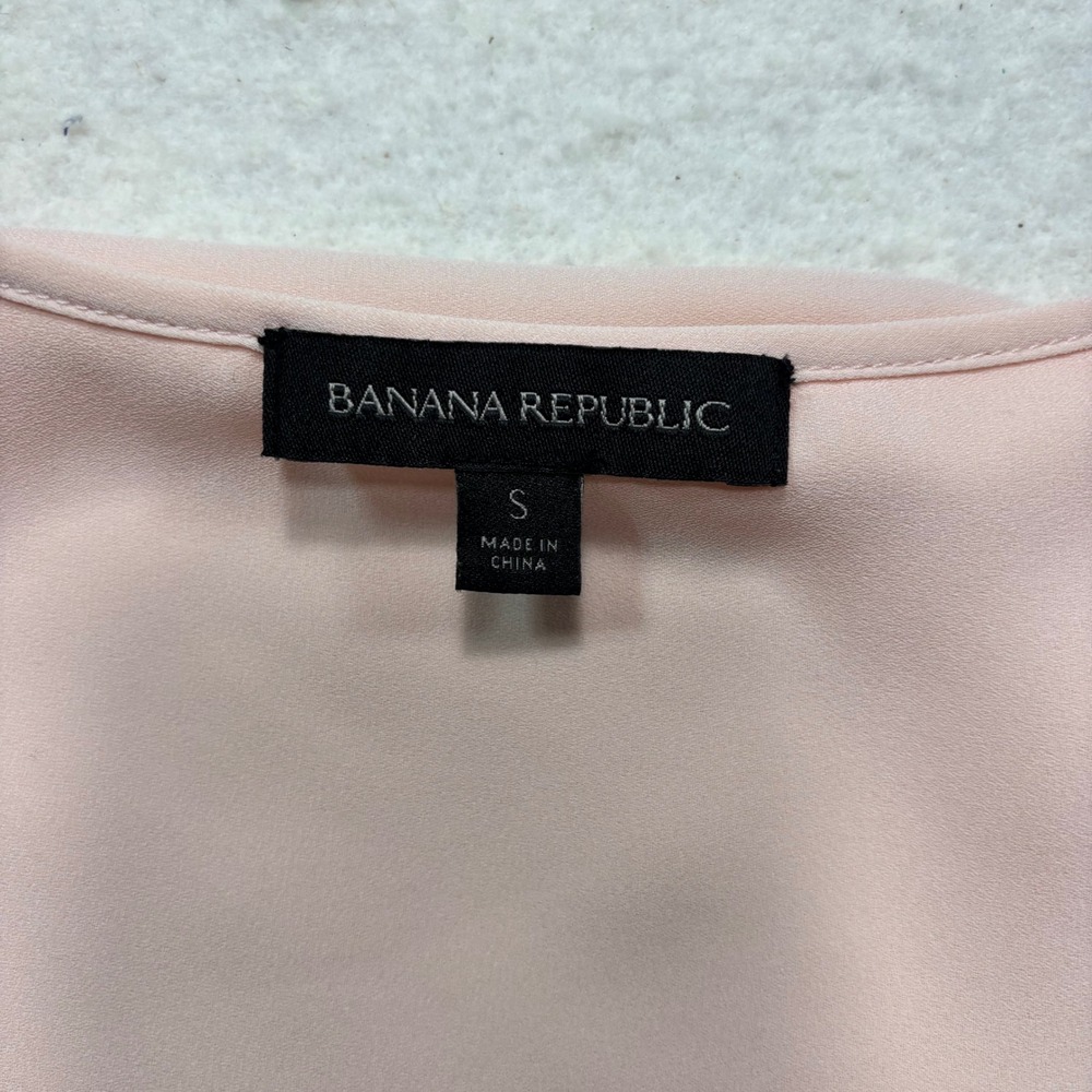 Banana Republic Womens Small Blush Crossover Tulip Back Sleeveless Blouse #975 - Picture 8 of 9